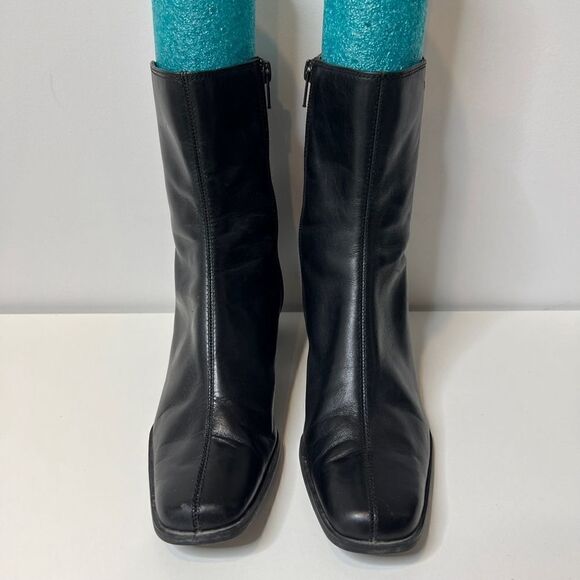 AK Anne Klein iFlex Black Leather Zip Square Toe Ankle Boots Womens Size 6.5 - Picture 2 of 8